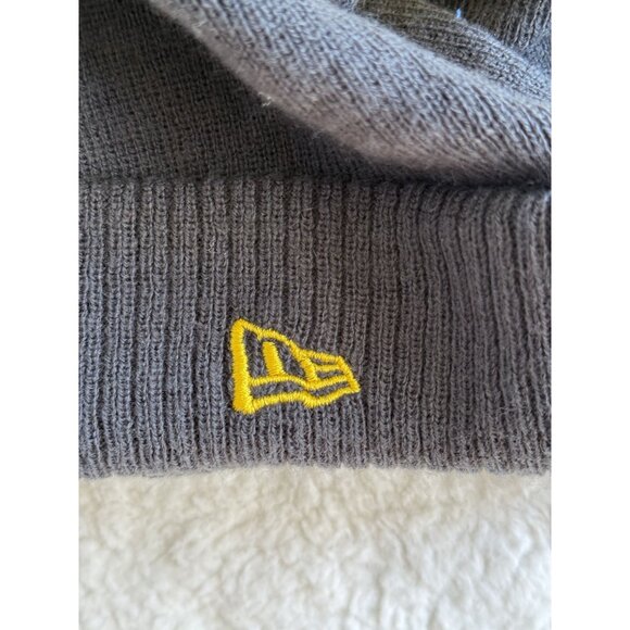 New Era Warriors Windy Golden Gate Bridge Logo Beanie - Picture 6 of 7